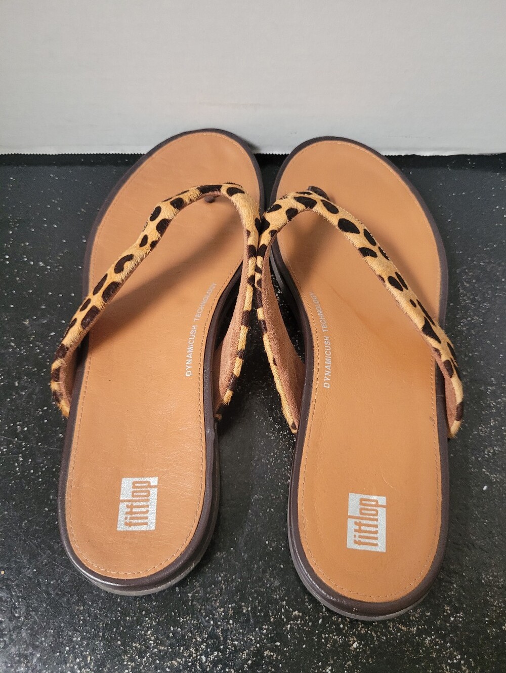 FitFlop Gracie Calfhair Tan/Black Leopard Print Toe-Post Sandals Comfort - Picture 3 of 6